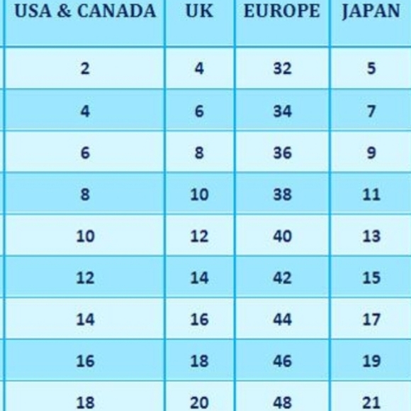 Fitted Cropped Blazer from Mexx - Picture 7 of 8